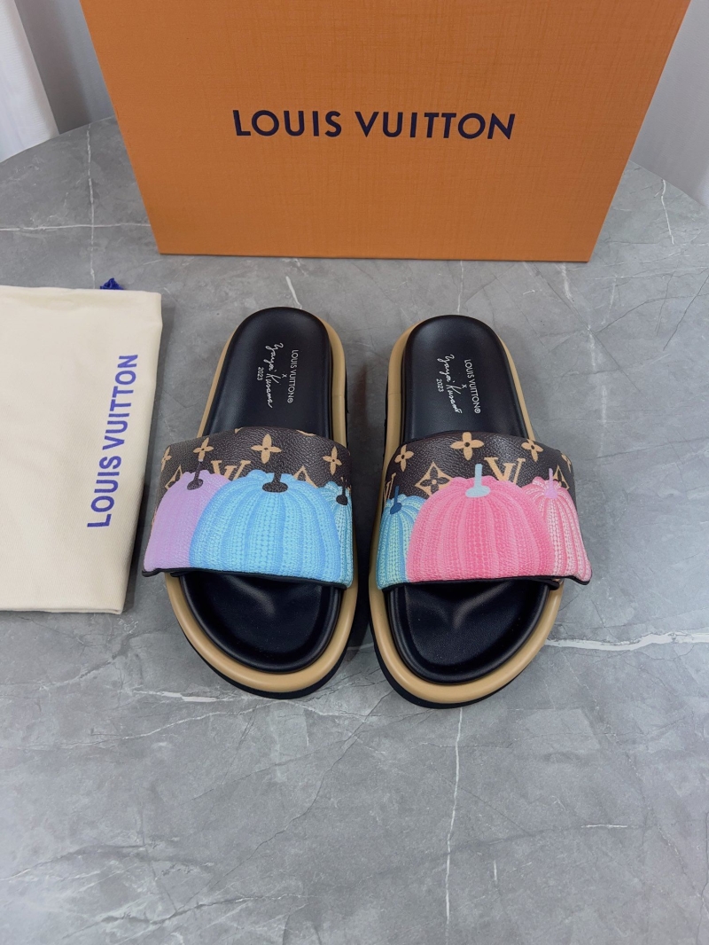 Louis Vuitton Slippers